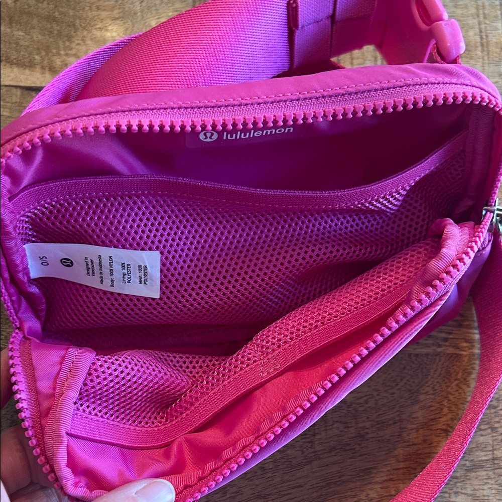 lululemon athletica Sonic Pink Crossbody Bag - Picture 10 of 12